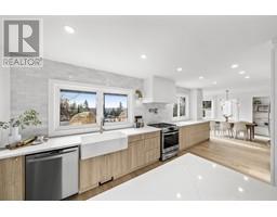 1 CEDARWOOD COURT, Port Moody property photo listing R2977399 for sale