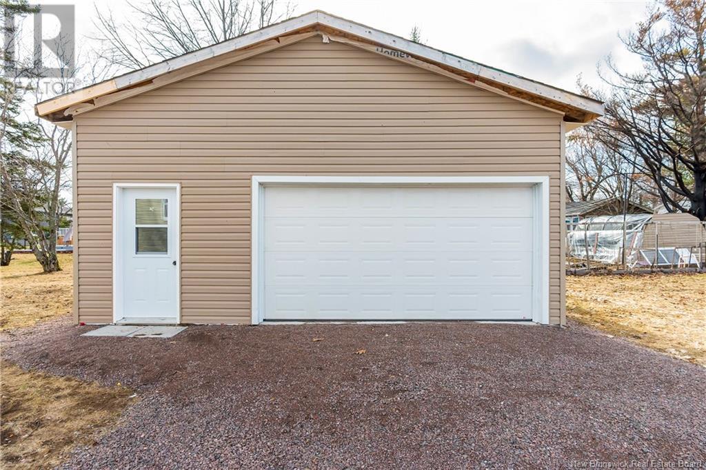 Property at 40 Fourth Avenue image 5