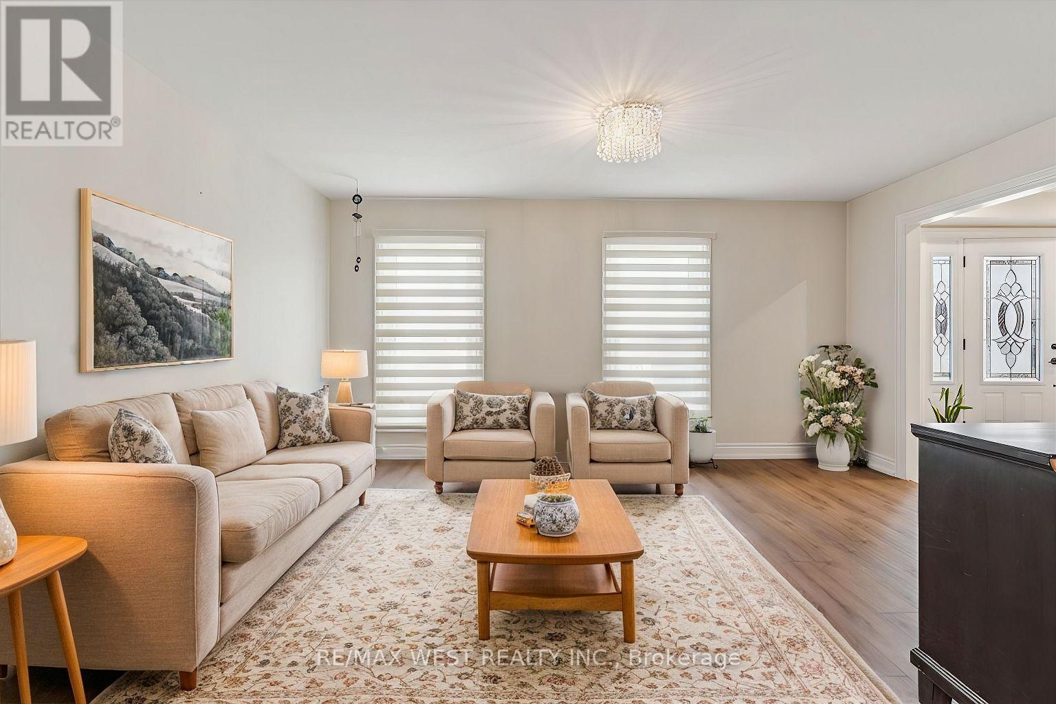 Property at 209 LOUIS DRIVE image 2