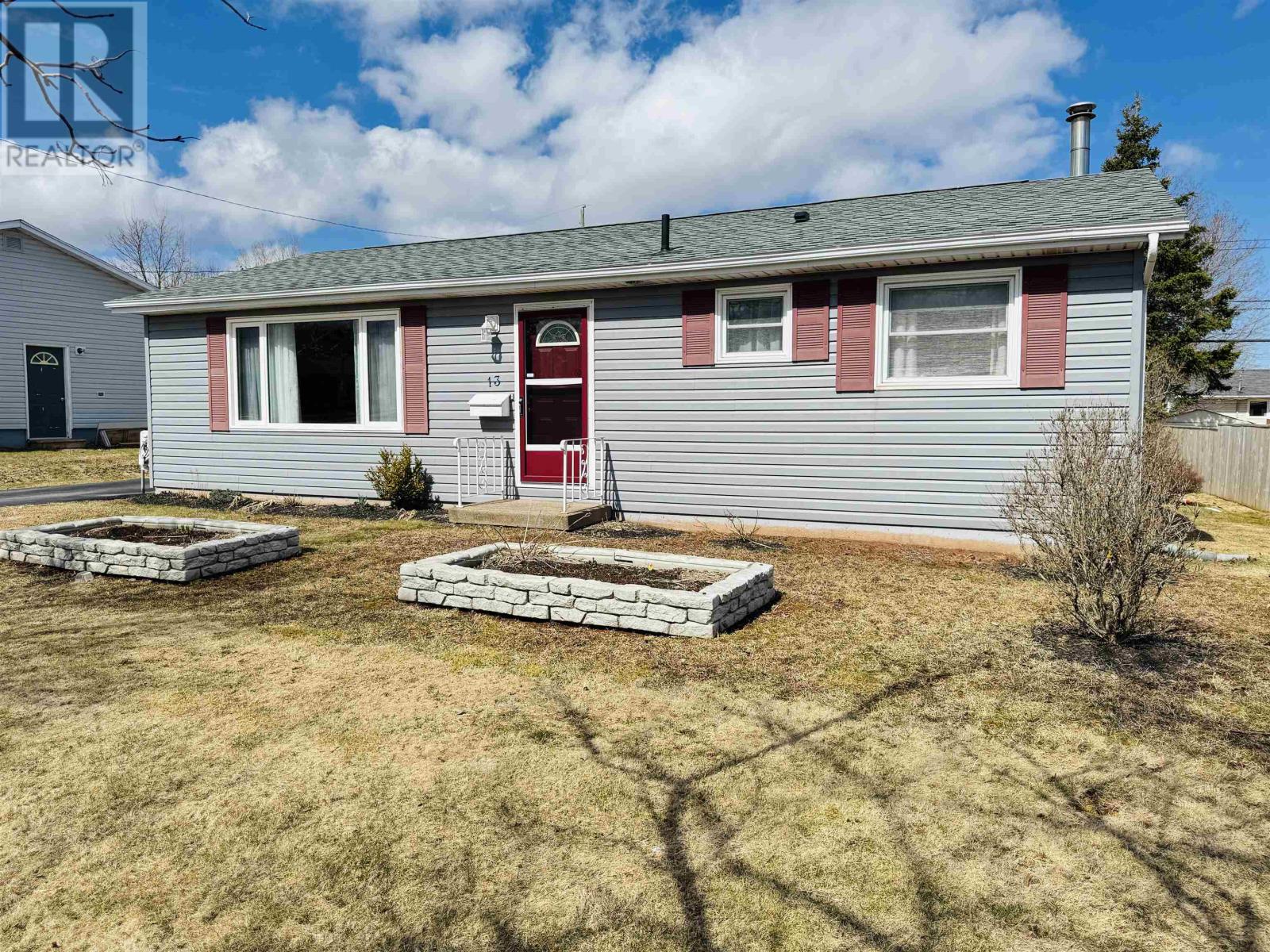 Property at 13 Northridge Parkway image 3