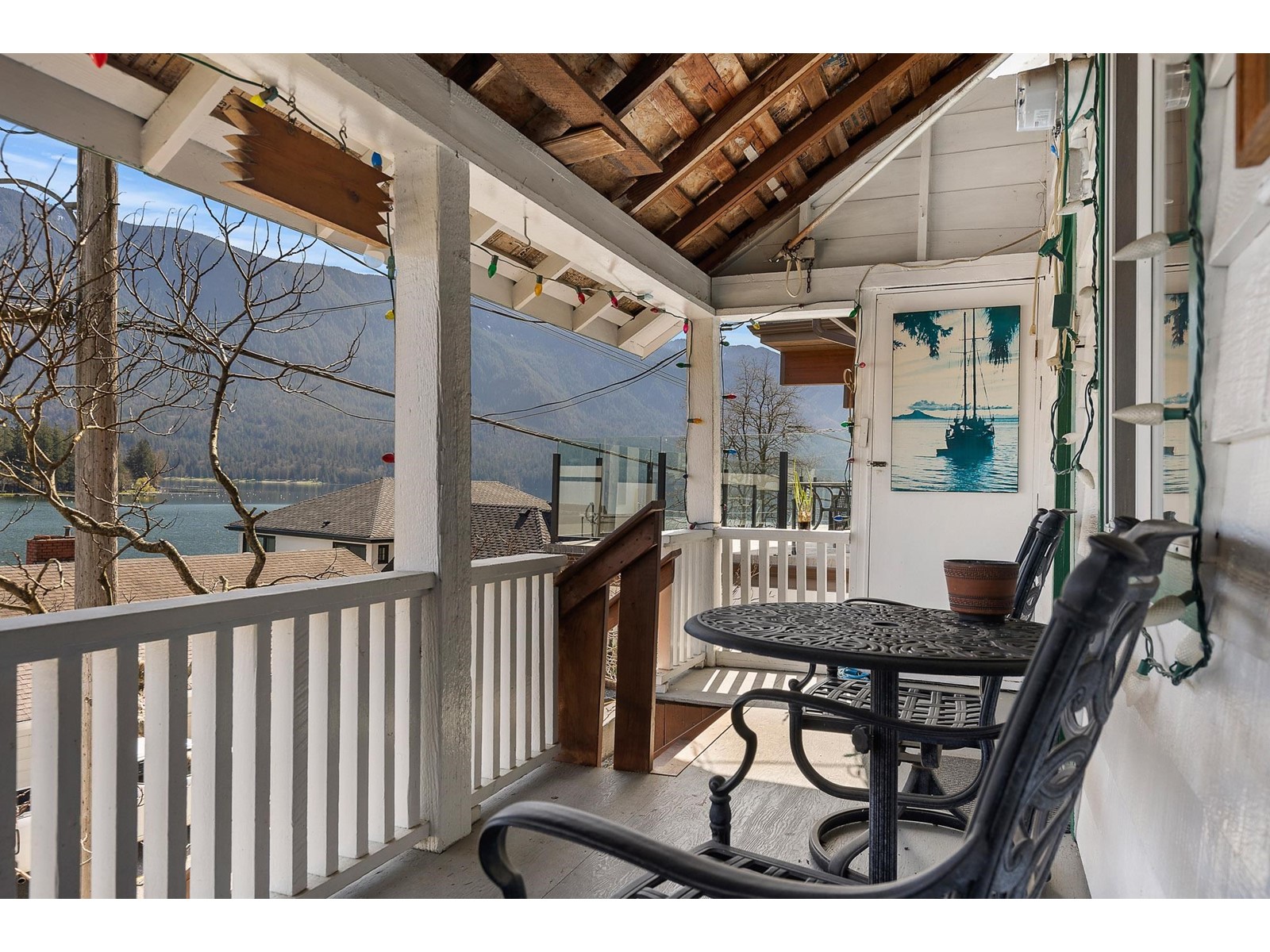 Property at 226 LAKESHORE DRIVE image 3
