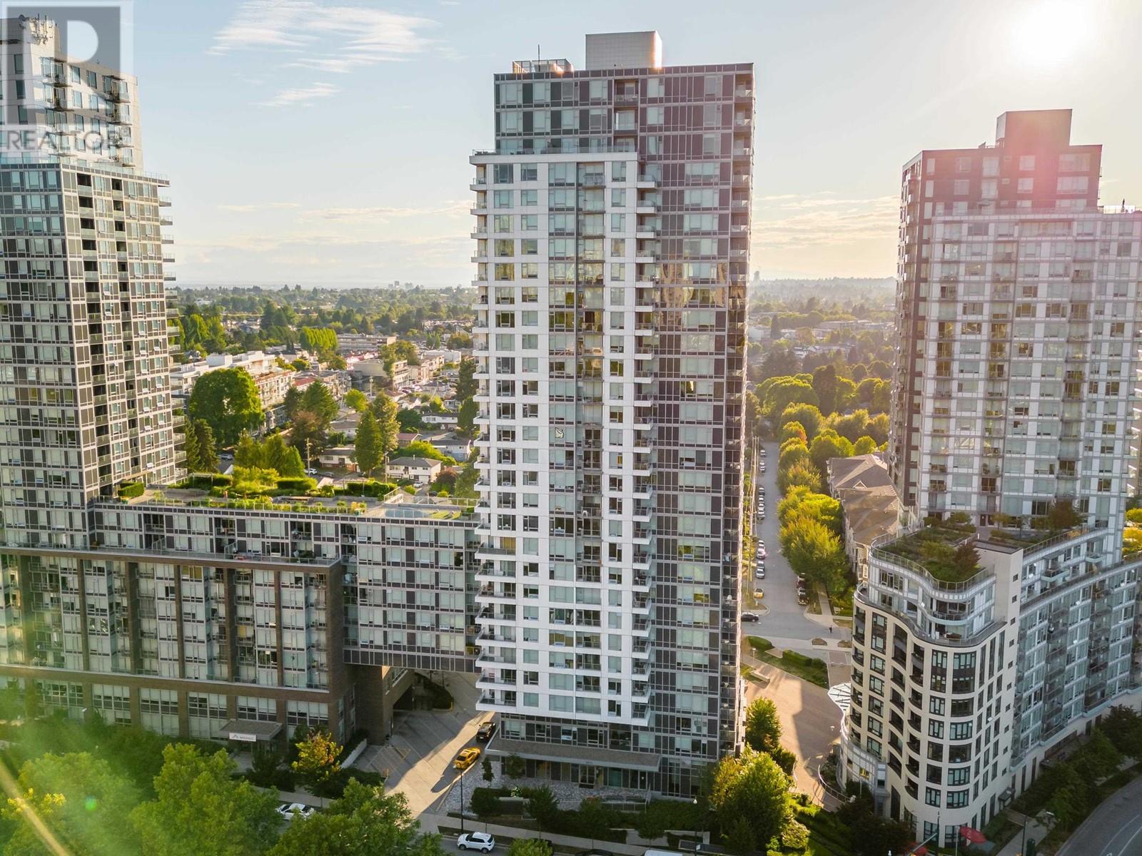 1205 5515 Boundary Road, Vancouver, British Columbia  V5R 0E3 - Photo 1 - R2986742