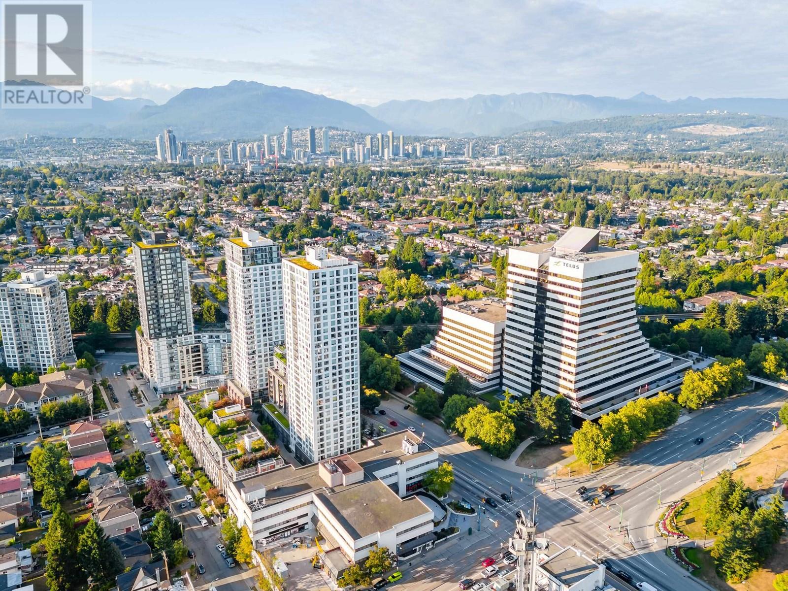 1205 5515 Boundary Road, Vancouver, British Columbia  V5R 0E3 - Photo 2 - R2986742