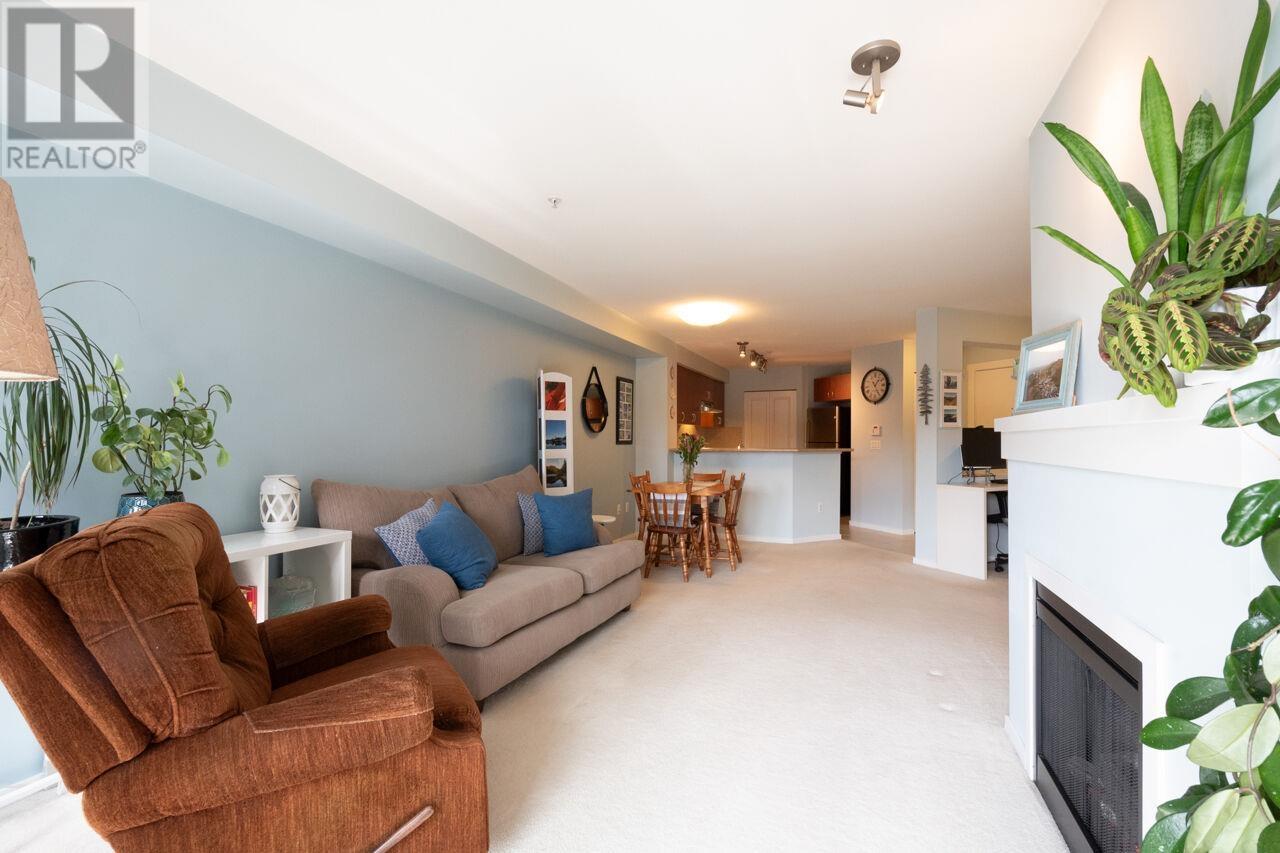 213 9098 Halston Court, Burnaby, British Columbia  V3N 0A6 - Photo 10 - R2986744