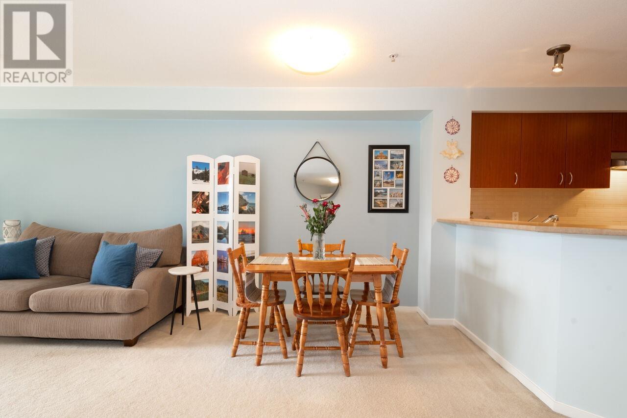 213 9098 Halston Court, Burnaby, British Columbia  V3N 0A6 - Photo 12 - R2986744