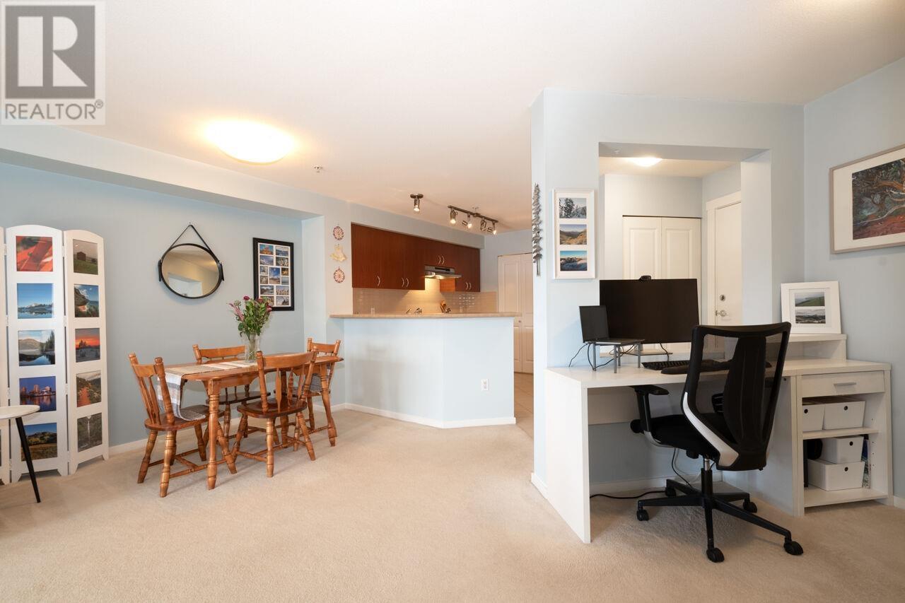 213 9098 Halston Court, Burnaby, British Columbia  V3N 0A6 - Photo 13 - R2986744