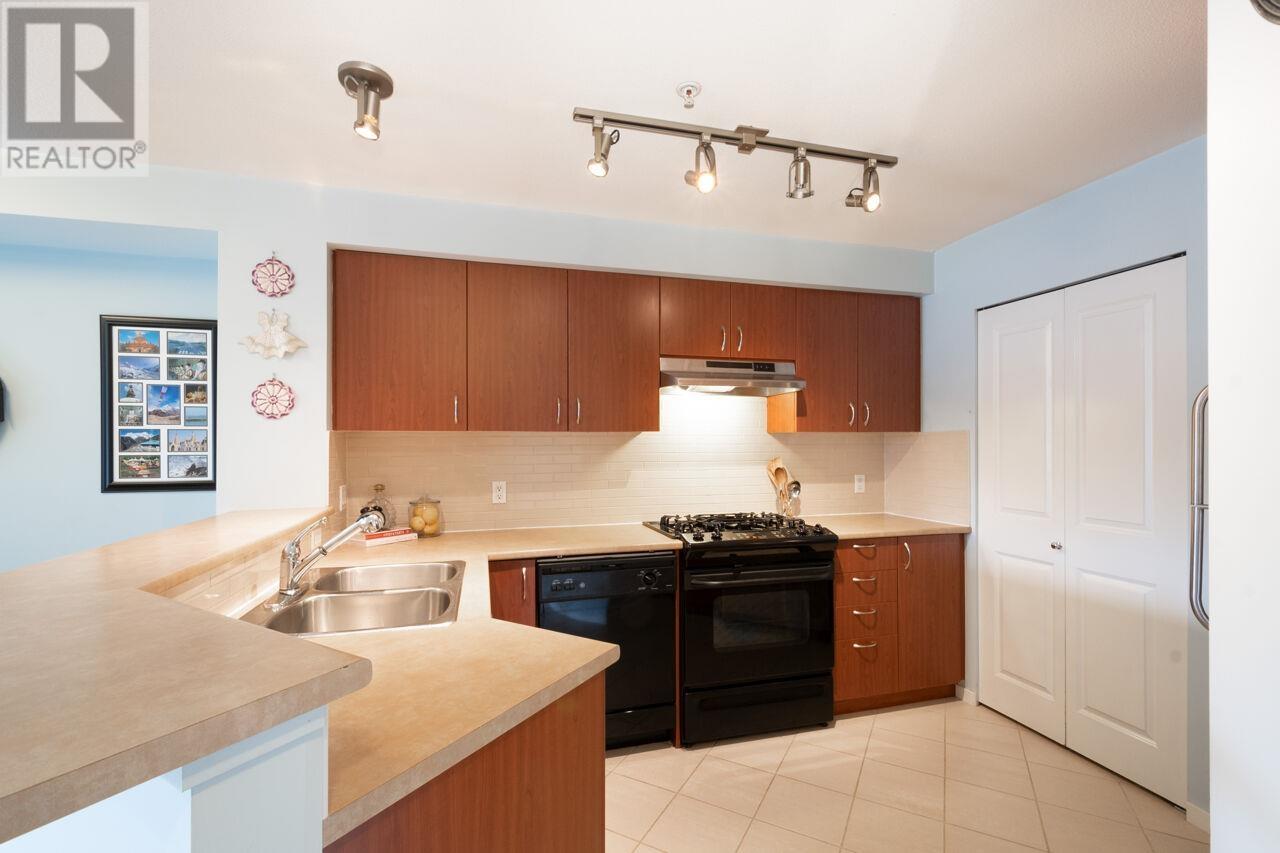 213 9098 Halston Court, Burnaby, British Columbia  V3N 0A6 - Photo 17 - R2986744