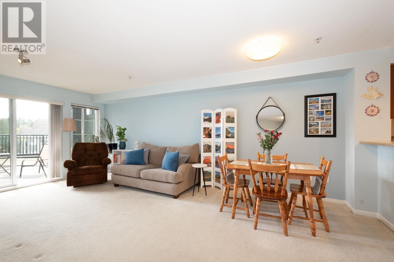 213 9098 Halston Court, Burnaby, British Columbia  V3N 0A6 - Photo 2 - R2986744