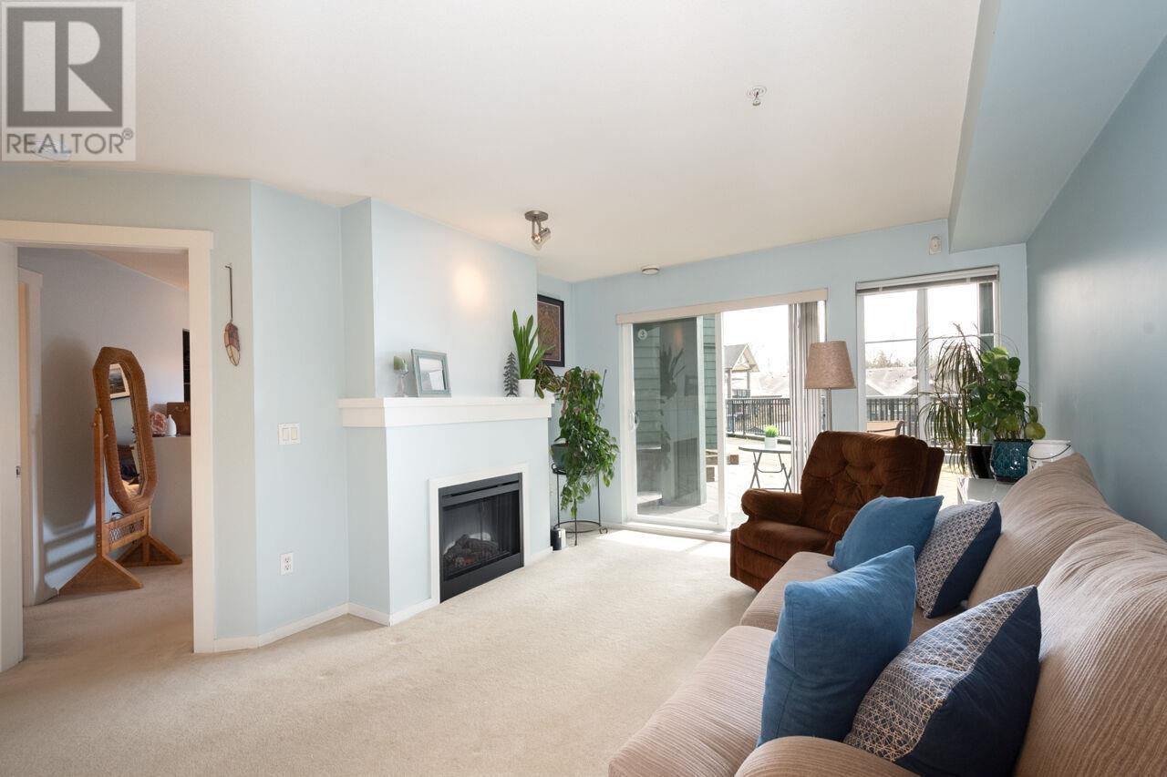213 9098 Halston Court, Burnaby, British Columbia  V3N 0A6 - Photo 6 - R2986744