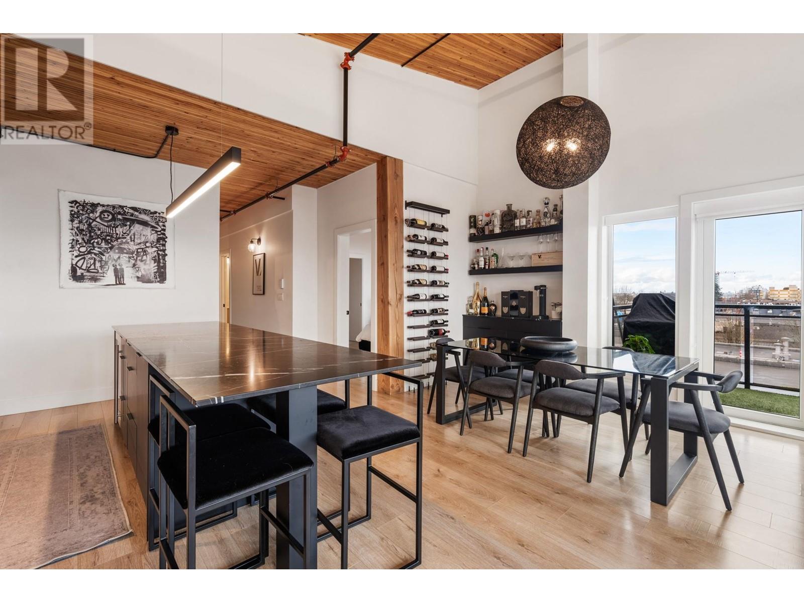 401 4223 Hastings Street, Burnaby, British Columbia  V5C 2J5 - Photo 11 - R2986789