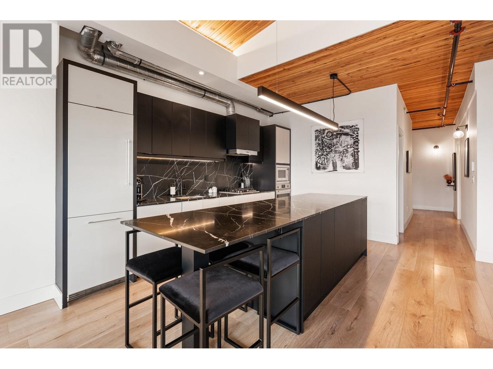 401 4223 Hastings Street, Burnaby, British Columbia  V5C 2J5 - Photo 9 - R2986789
