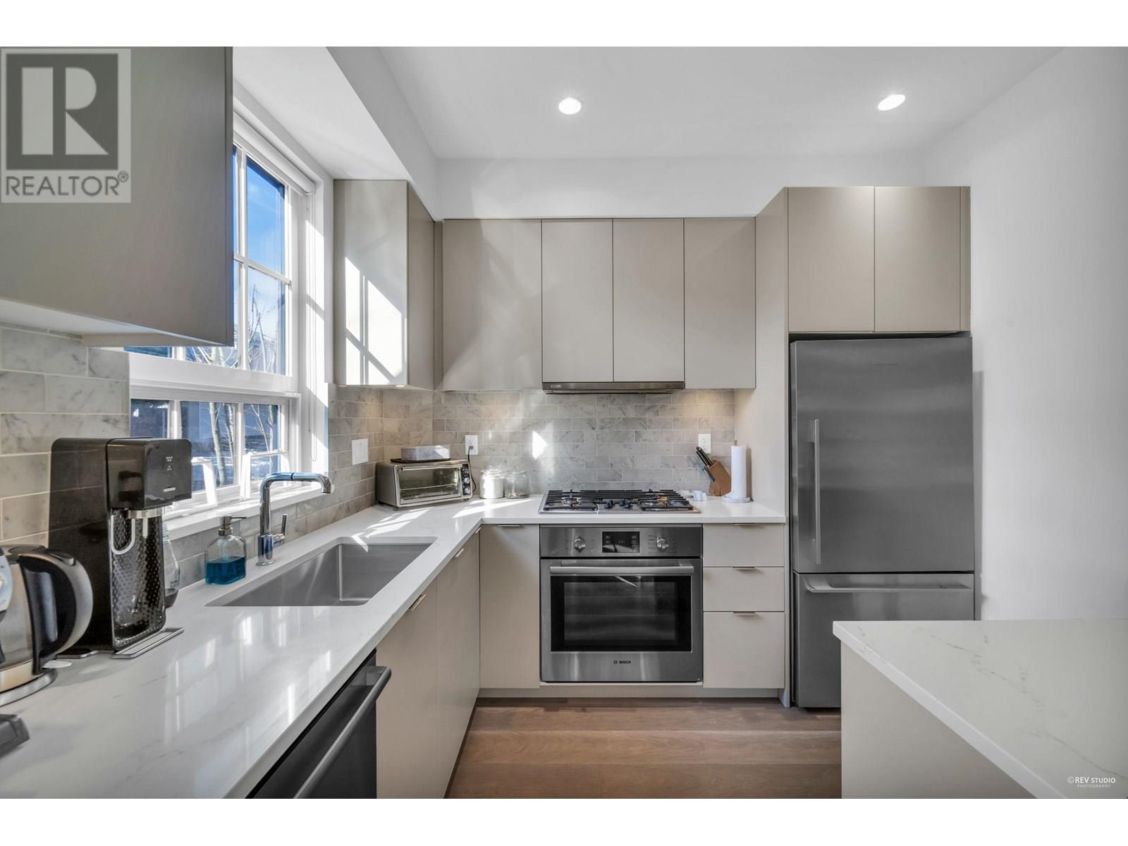 7901 Oak Street, Vancouver, British Columbia  V6P 4A6 - Photo 11 - R2986798