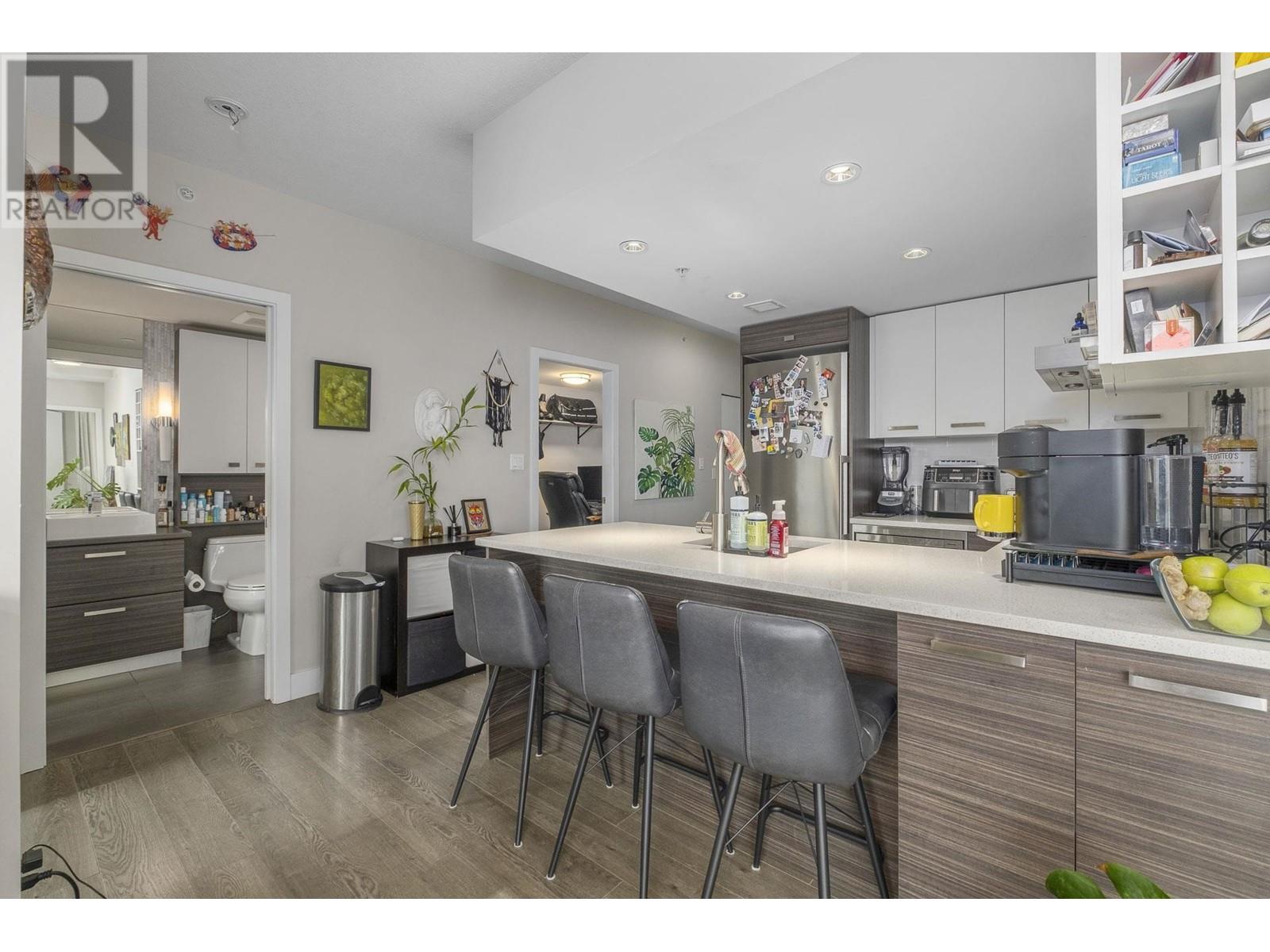 602 1783 Manitoba Street, Vancouver, British Columbia  V5Y 0K1 - Photo 2 - R2986801