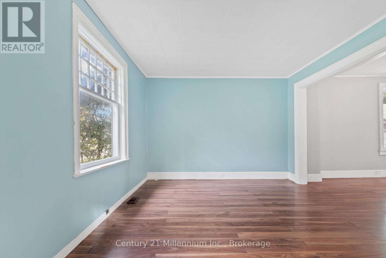 223 St Vincent Street, Meaford, Ontario  N4L 1C1 - Photo 11 - X12066954