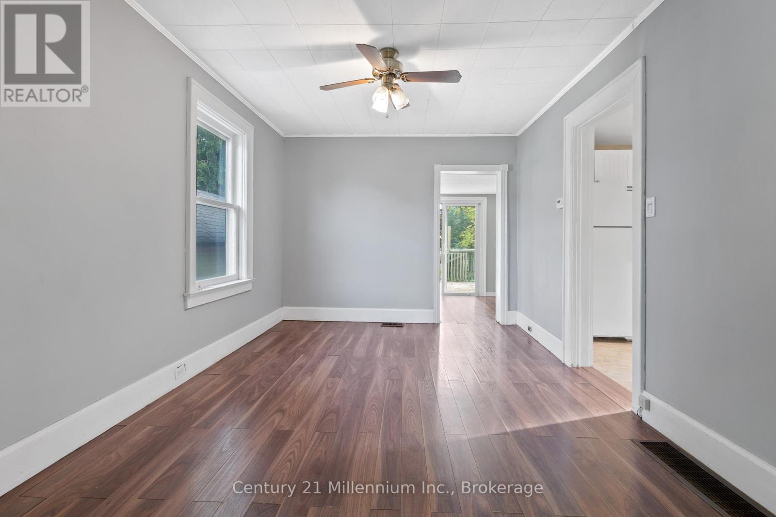 223 St Vincent Street, Meaford, Ontario  N4L 1C1 - Photo 17 - X12066954