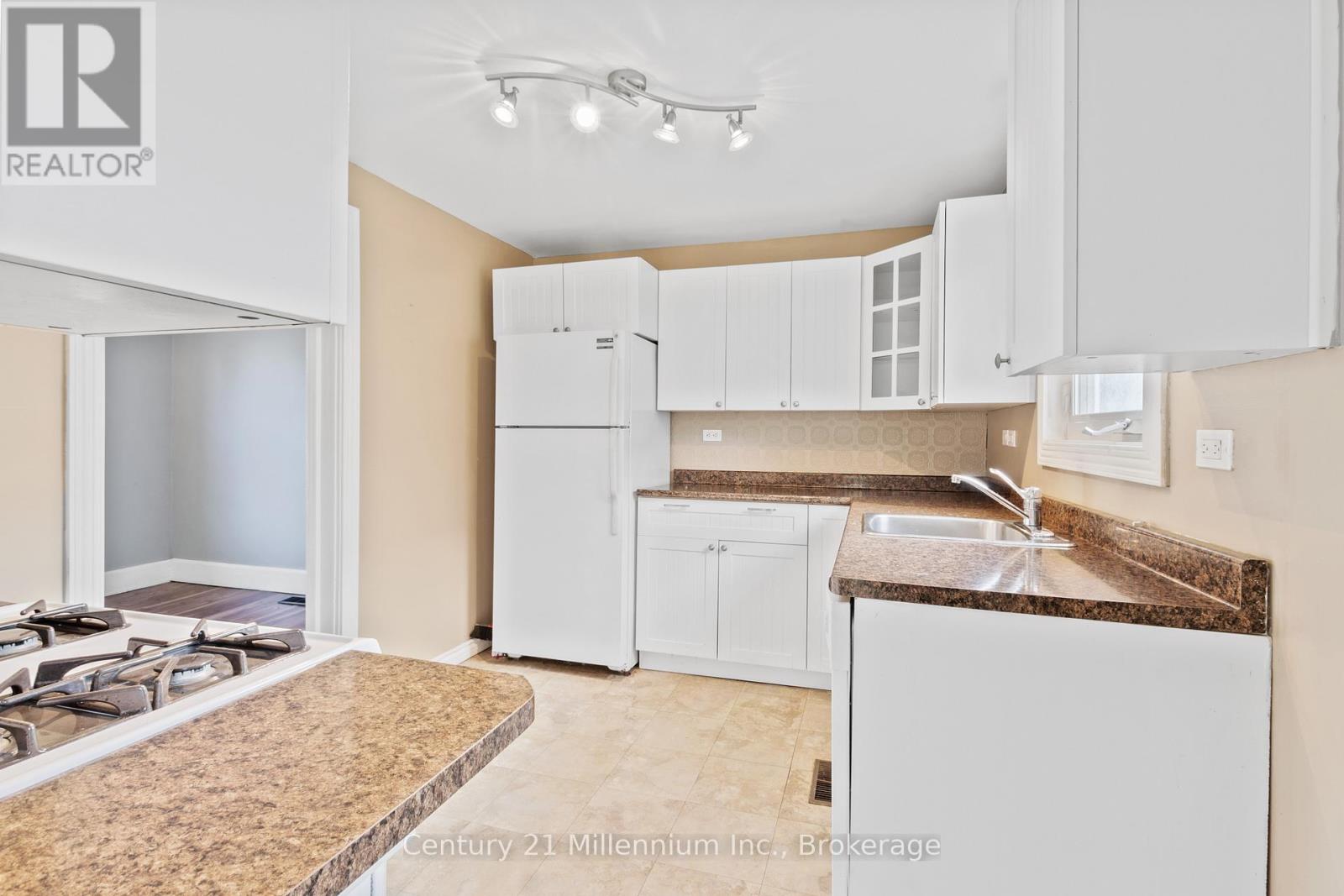 223 St Vincent Street, Meaford, Ontario  N4L 1C1 - Photo 30 - X12066954