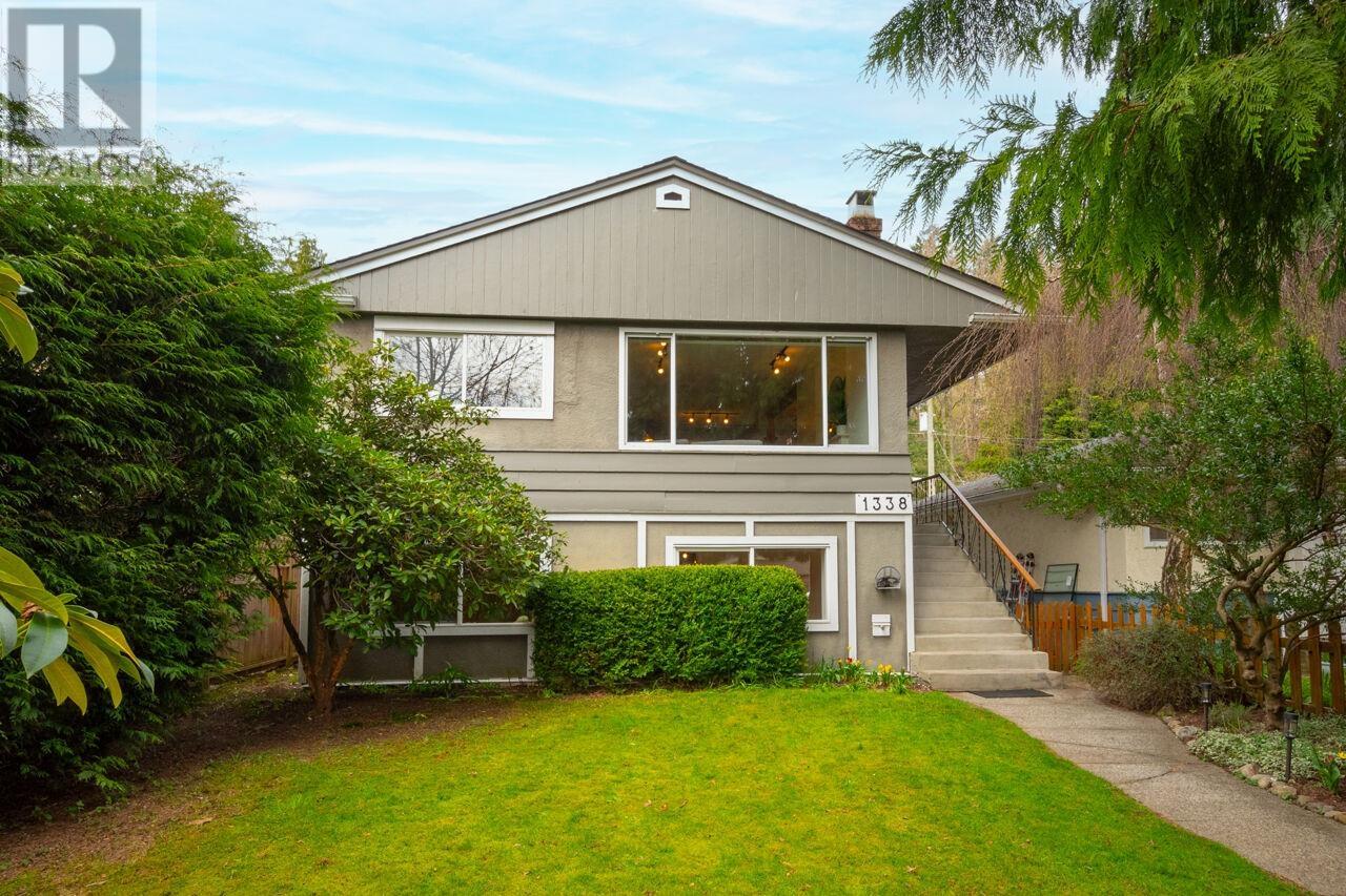 1338 W 17TH STREET, north vancouver, British Columbia