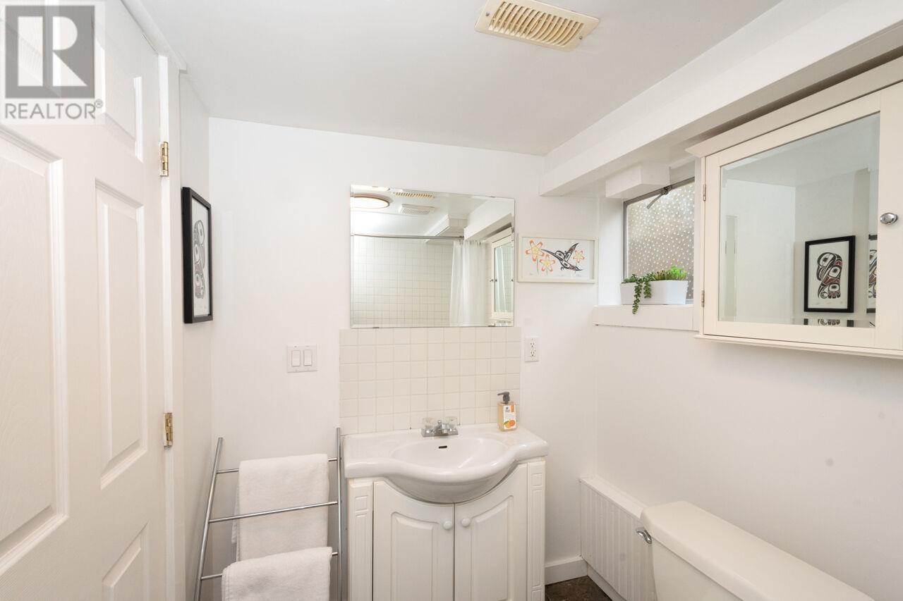 1338 W 17th Street, North Vancouver, British Columbia  V7P 1W4 - Photo 25 - R2986768