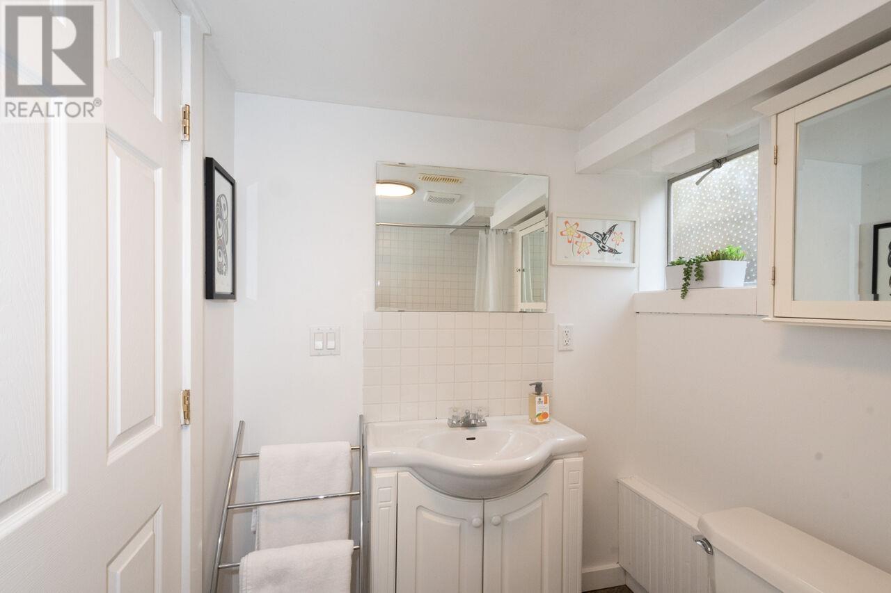 1338 W 17th Street, North Vancouver, British Columbia  V7P 1W4 - Photo 26 - R2986768