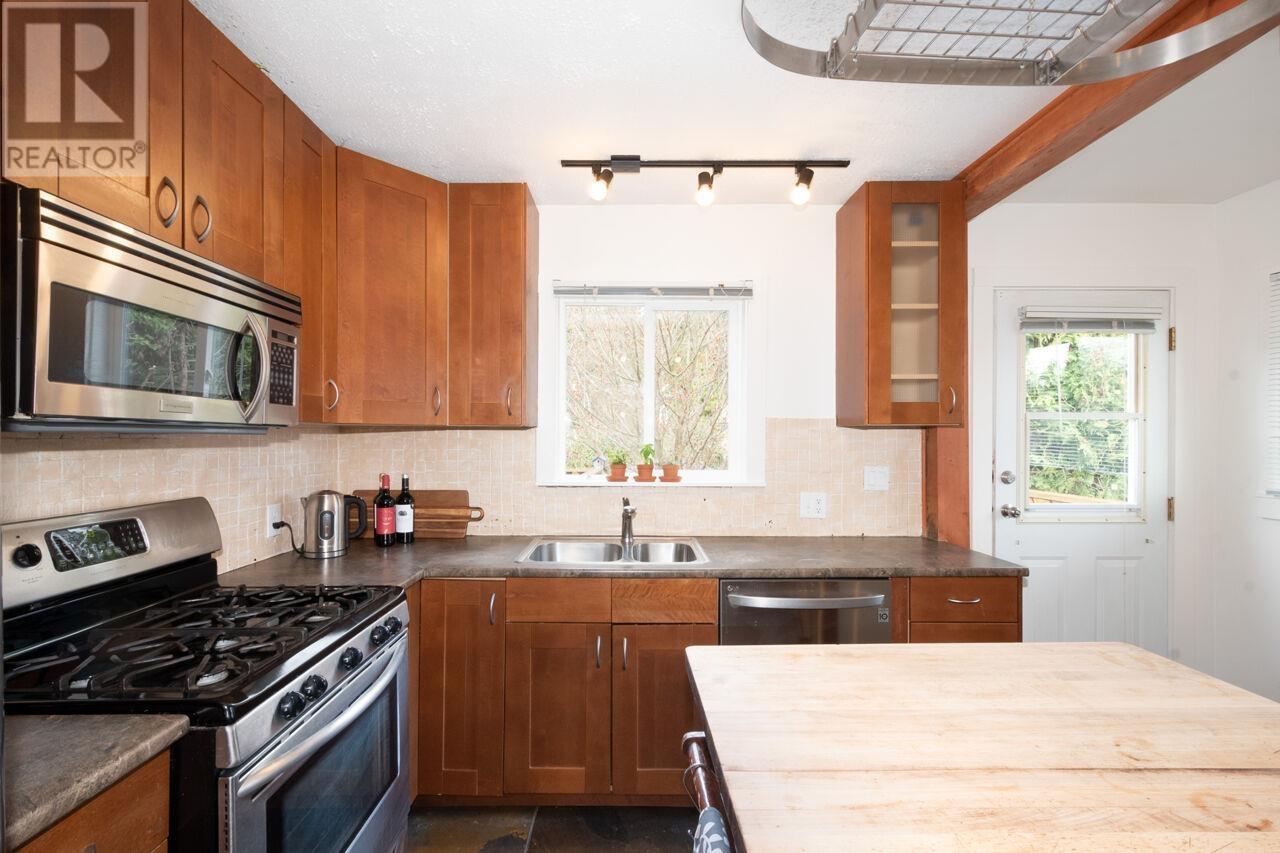1338 W 17th Street, North Vancouver, British Columbia  V7P 1W4 - Photo 5 - R2986768