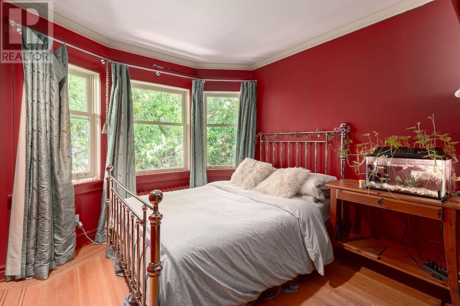 1981 W 19th Avenue, Vancouver, British Columbia  V6J 2P2 - Photo 16 - R2986806