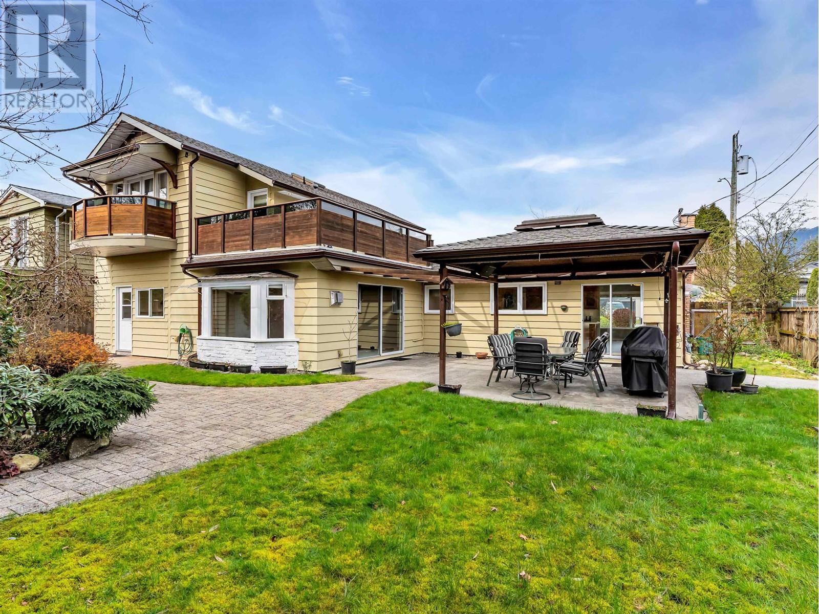 1367 Cottonwood Crescent, North Vancouver, British Columbia  V7P 1L2 - Photo 3 - R2986838