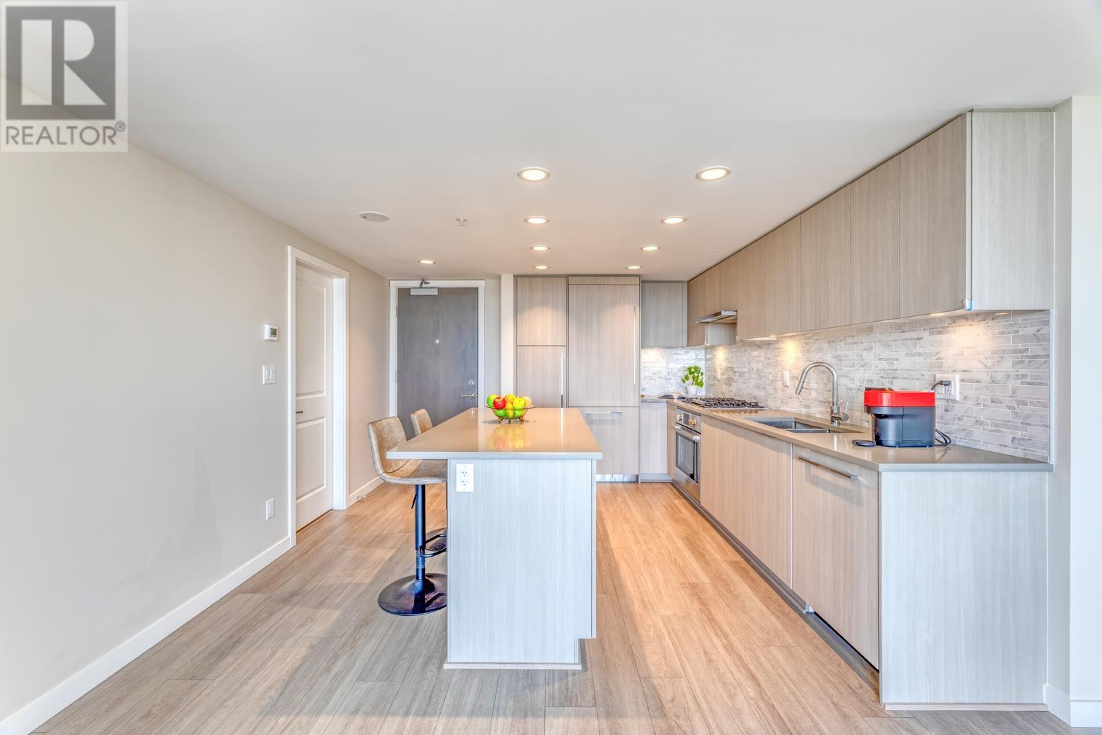 2804 1182 Westwood Street, Coquitlam, British Columbia  V3B 0T9 - Photo 3 - R2986807