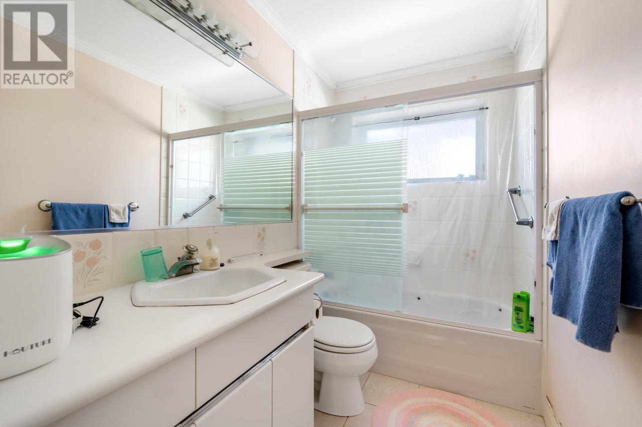 1898 W 61st Avenue, Vancouver, British Columbia  V6P 2C4 - Photo 17 - R2970342