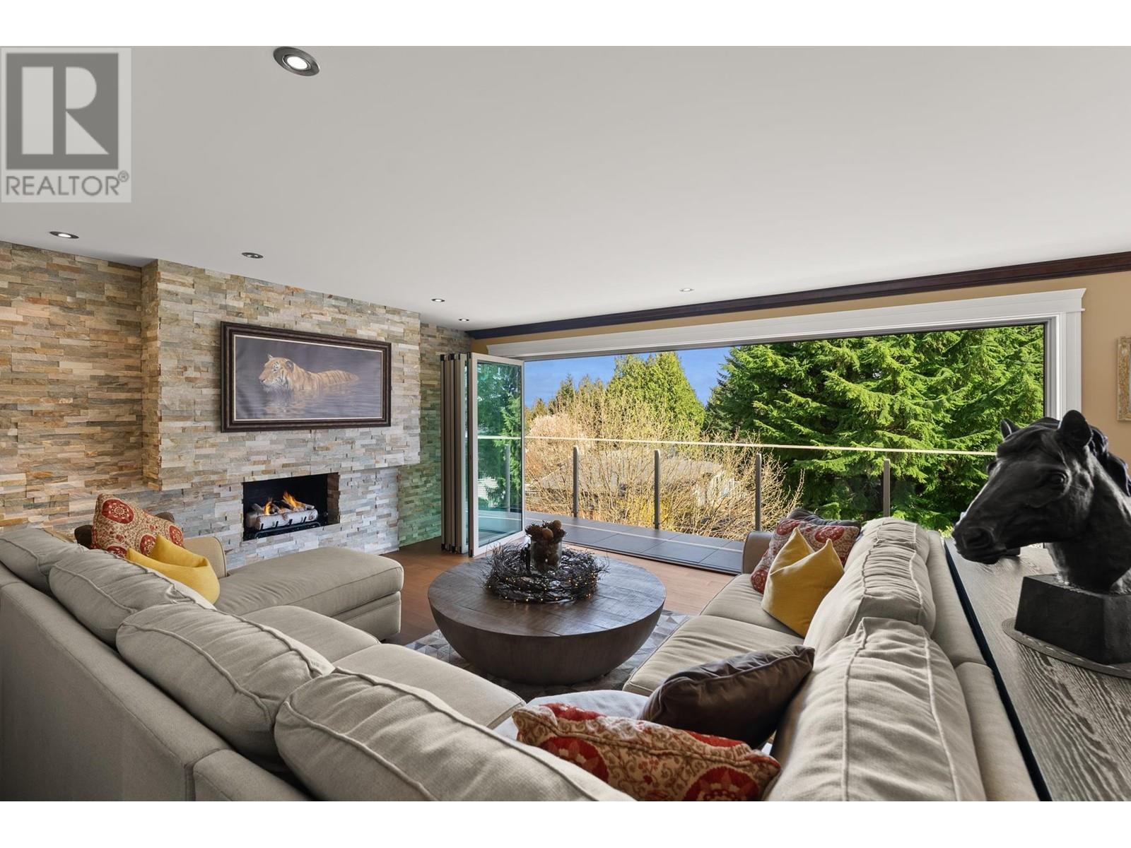 Property at 1102 WALALEE DRIVE image 4