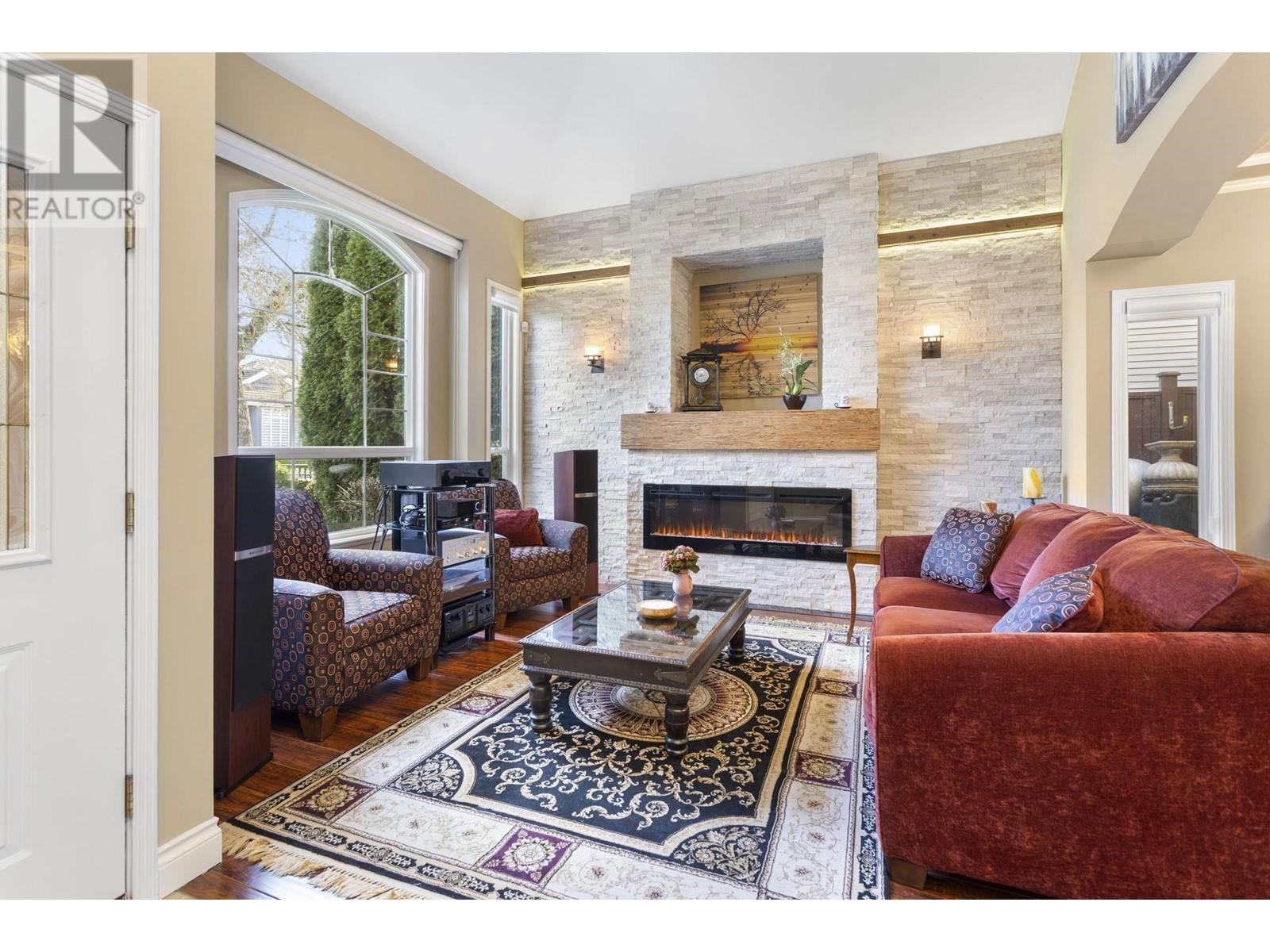 178 Spagnol Street, New Westminster, British Columbia  V3M 6T6 - Photo 6 - R2986661