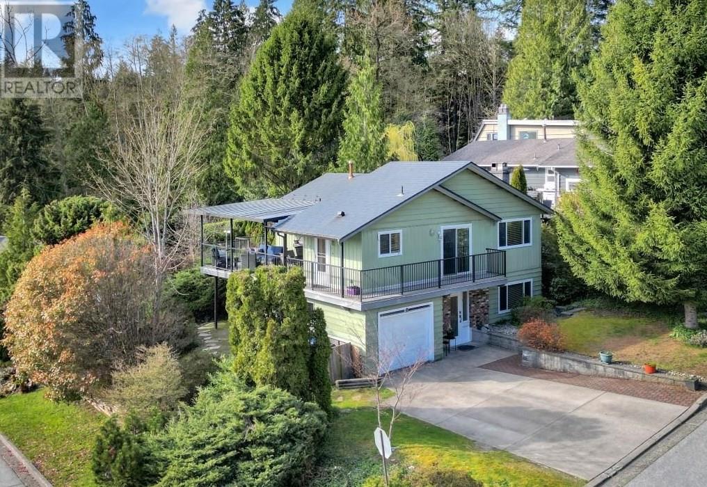 1 MCNAIR BAY, port moody, British Columbia