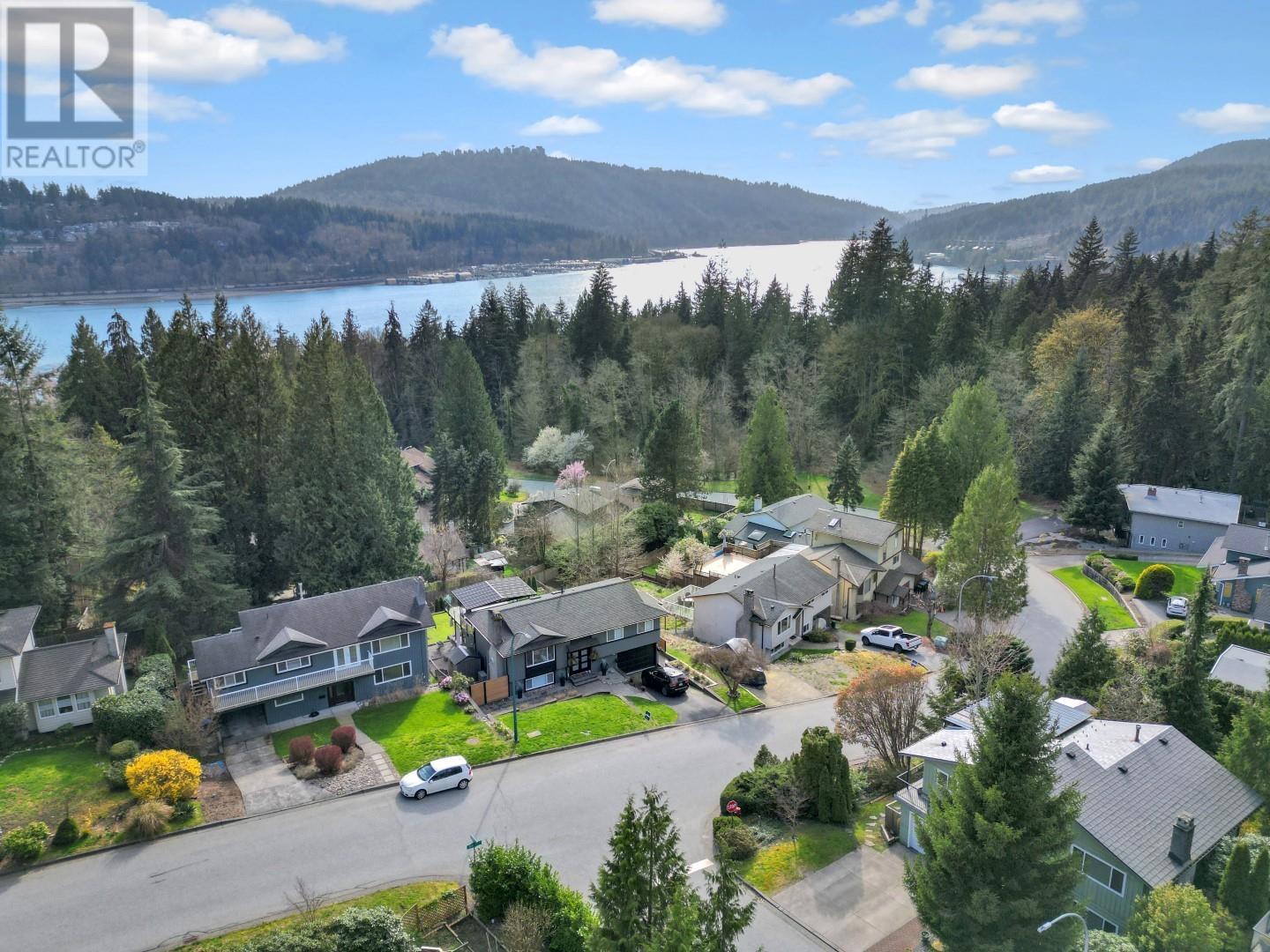 1 Mcnair Bay, Port Moody, British Columbia  V3H 3N8 - Photo 37 - R2986752