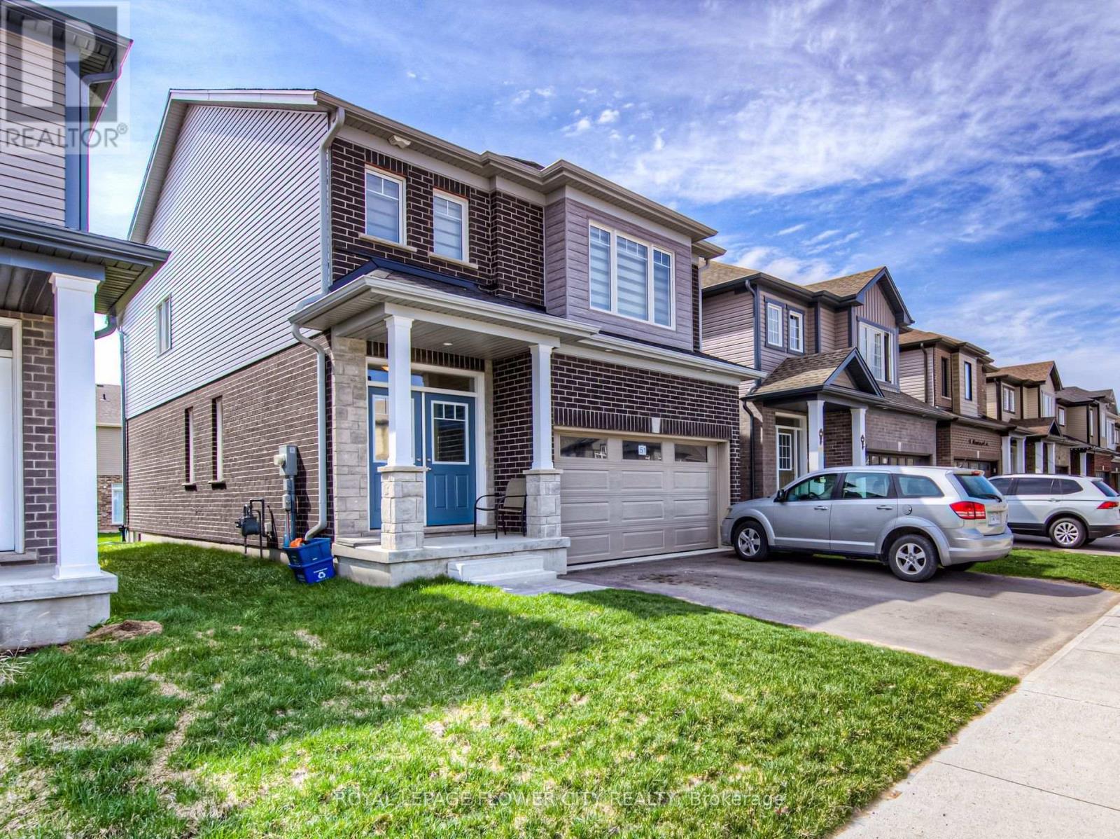 Main - 51 Beauchamp Drive, Cambridge, Ontario  N1S 0A2 - Photo 4 - X12066908