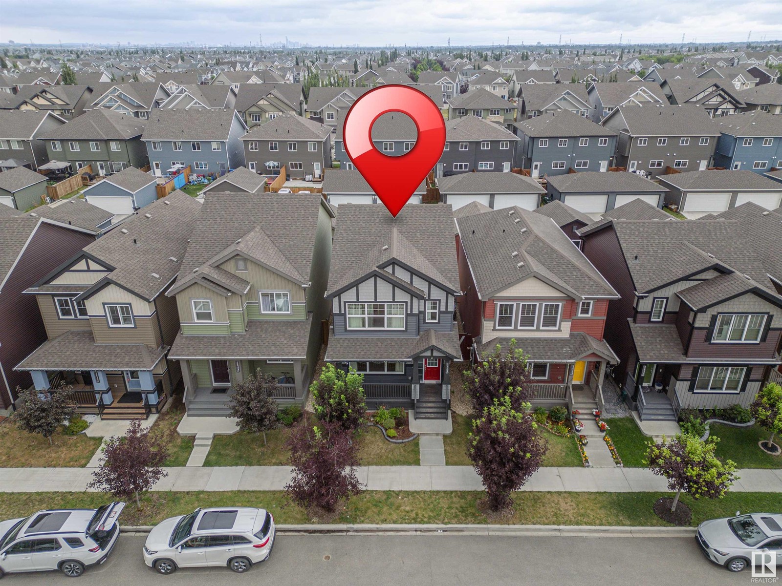 Property at 2638 CHOKECHERRY LN SW image 3