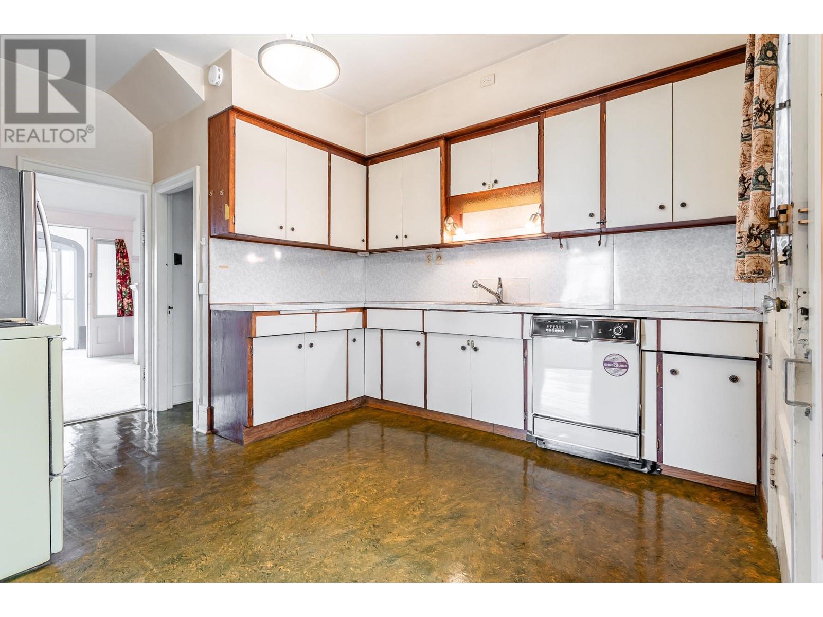 895 E 30th Avenue, Vancouver, British Columbia  V5V 2W2 - Photo 15 - R2986598