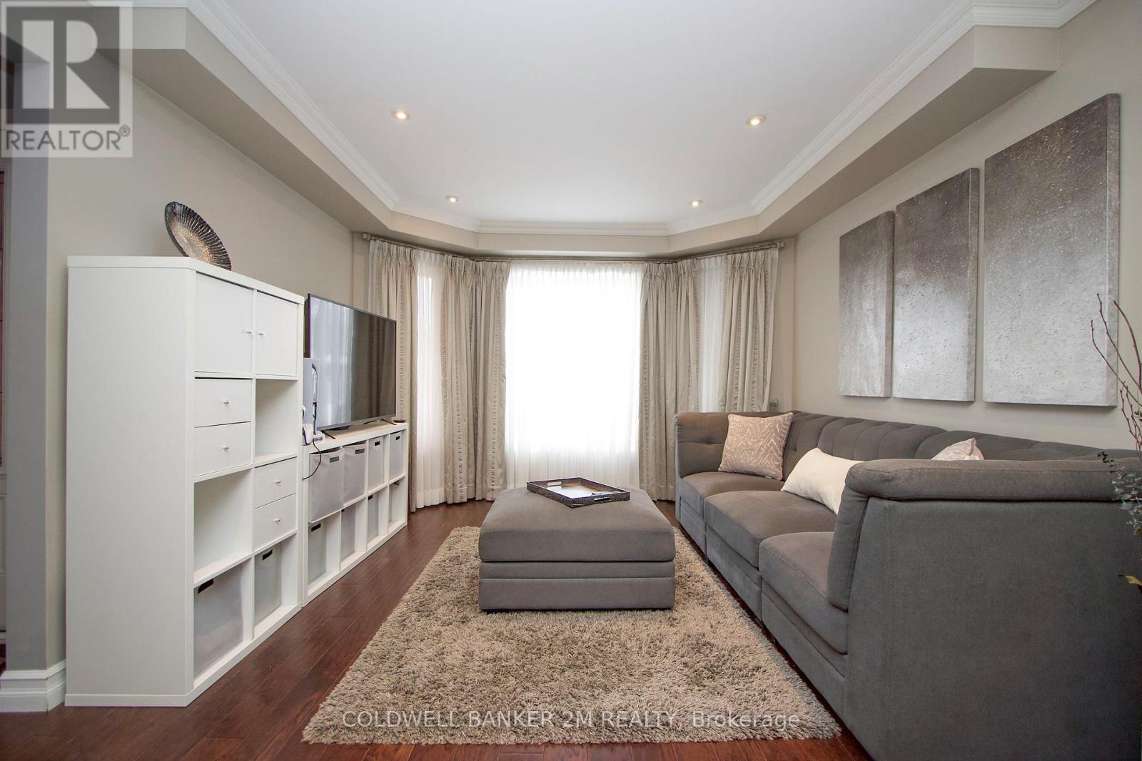 Property at 3 POGSON DRIVE image 4