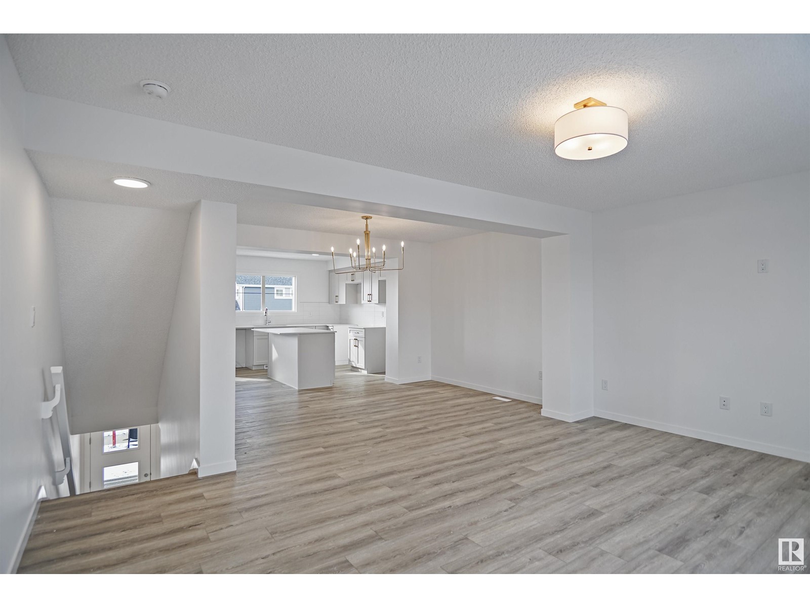 4157 Kinglet Dr Nw, Edmonton, Alberta  T5S 0S9 - Photo 7 - E4429511