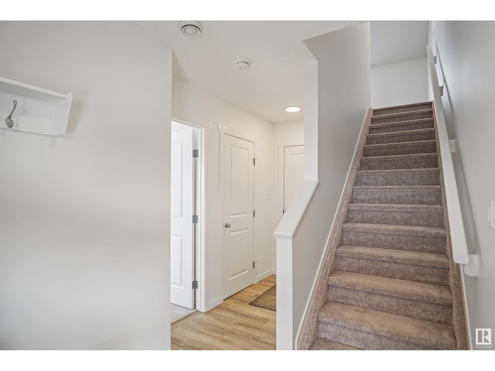 4157 Kinglet Dr Nw, Edmonton, Alberta  T5S 0S9 - Photo 4 - E4429511