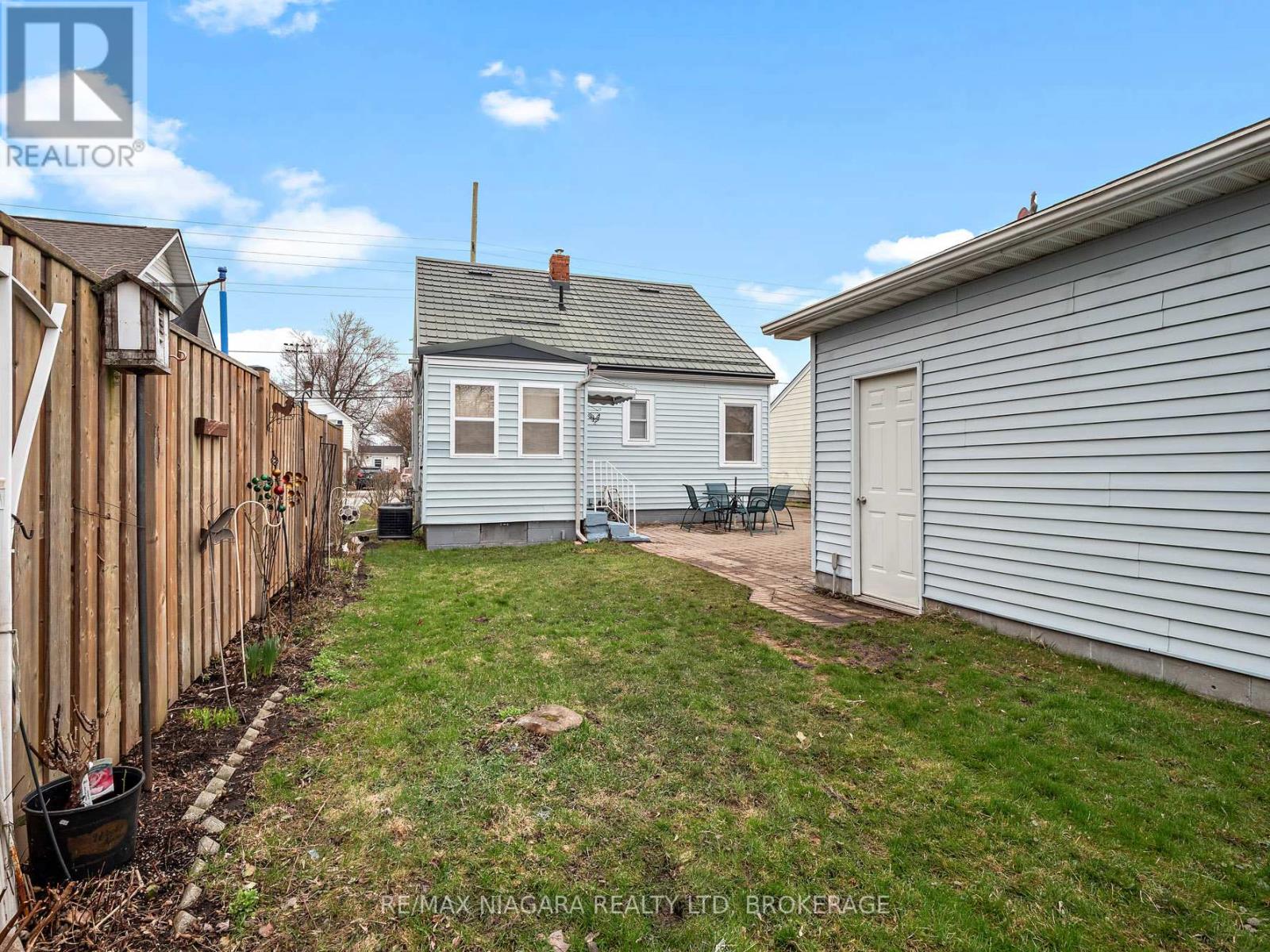 207 Gilmore Road, Fort Erie, Ontario  L2A 2M2 - Photo 28 - X12067033