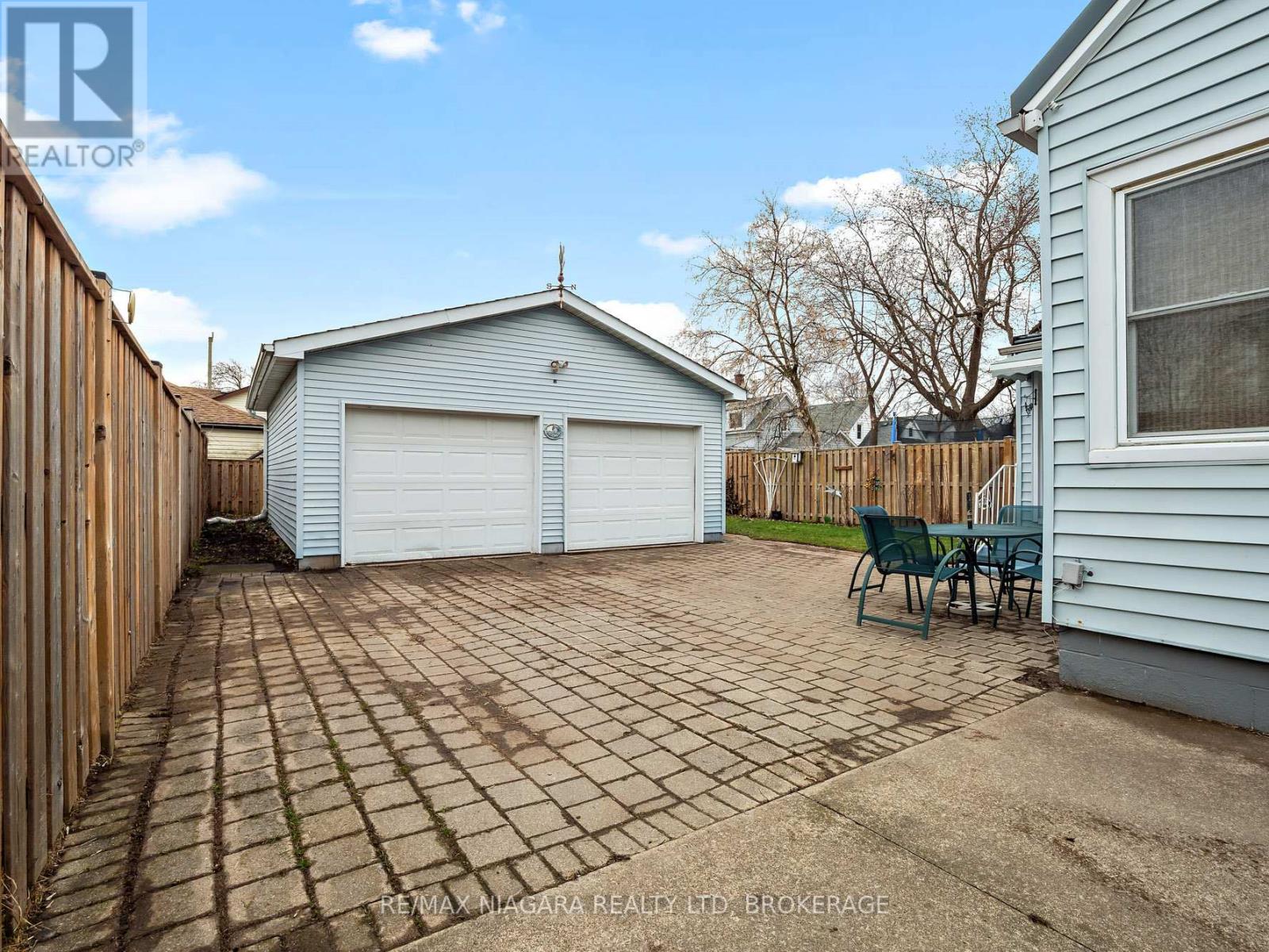 Property at 207 GILMORE ROAD image 3