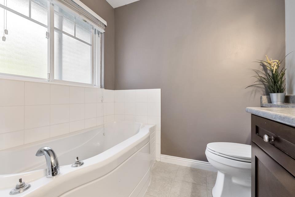 37 8717 159 Street, Surrey, British Columbia  V4N 5R9 - Photo 22 - R2984072