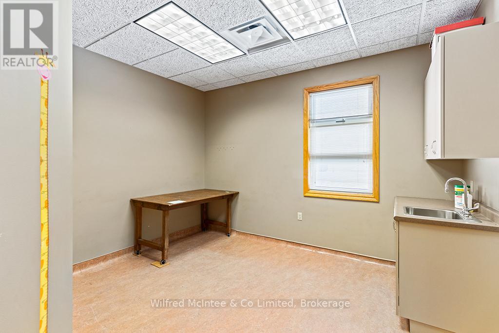 133 137 144 - 368 College St N, West Grey, Ontario  N0G 1R0 - Photo 12 - X12066995