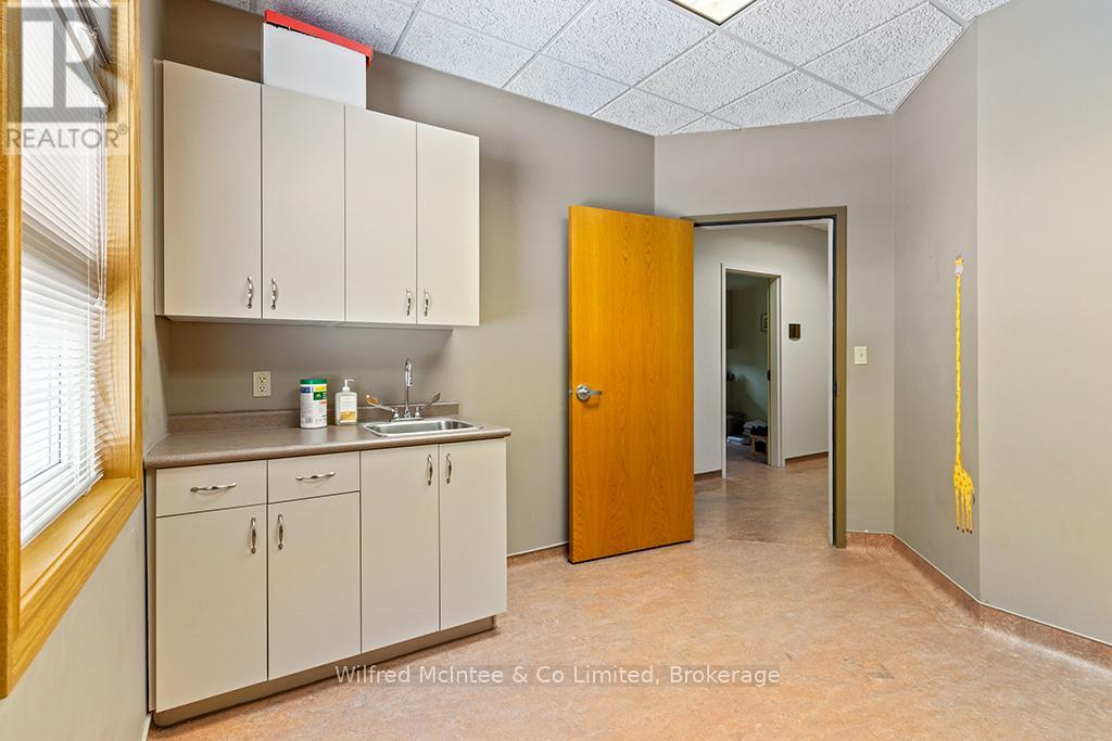 133 137 144 - 368 College St N, West Grey, Ontario  N0G 1R0 - Photo 13 - X12066995
