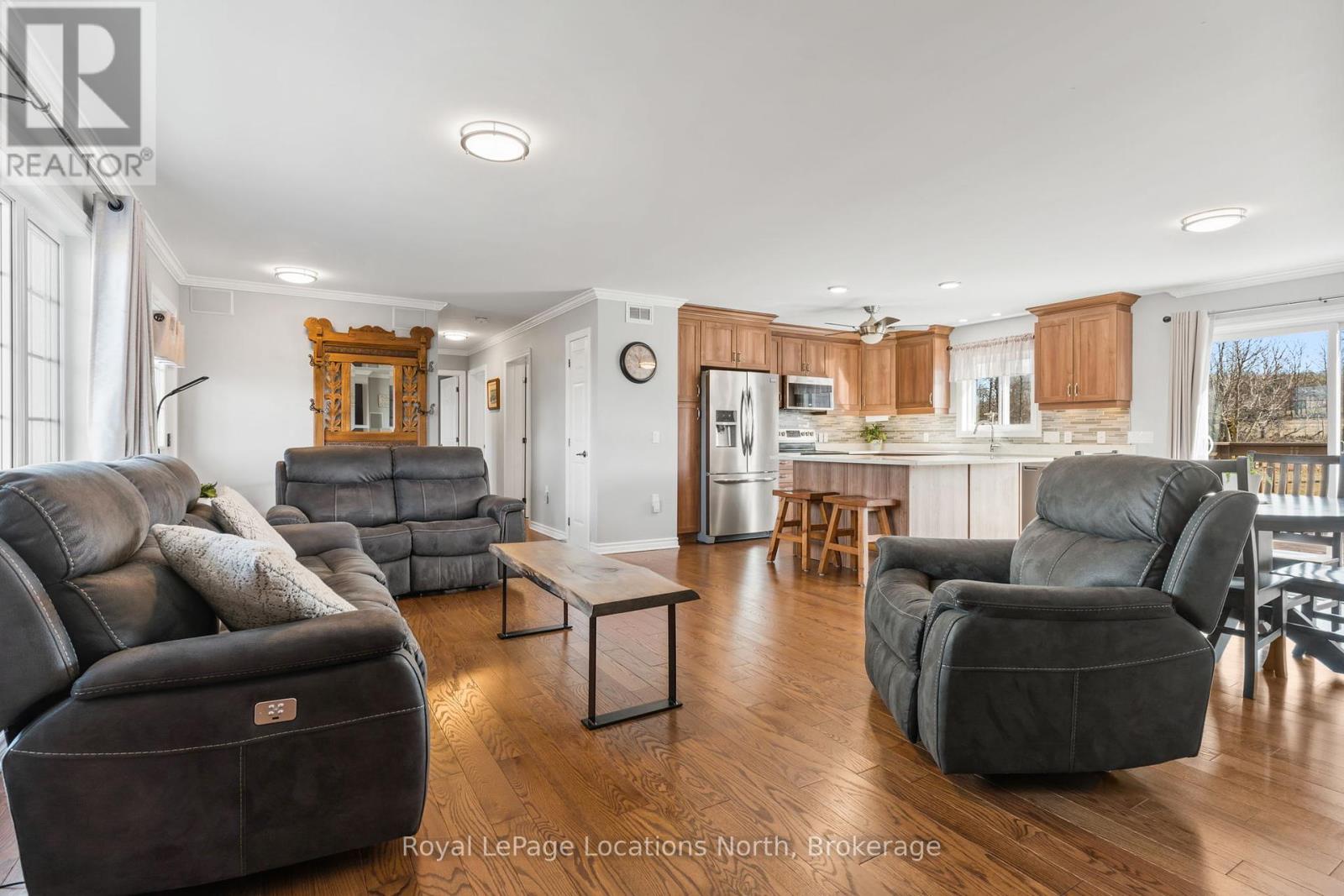 105 Inkerman Street, Grey Highlands, Ontario  N0C 1E0 - Photo 7 - X12066999