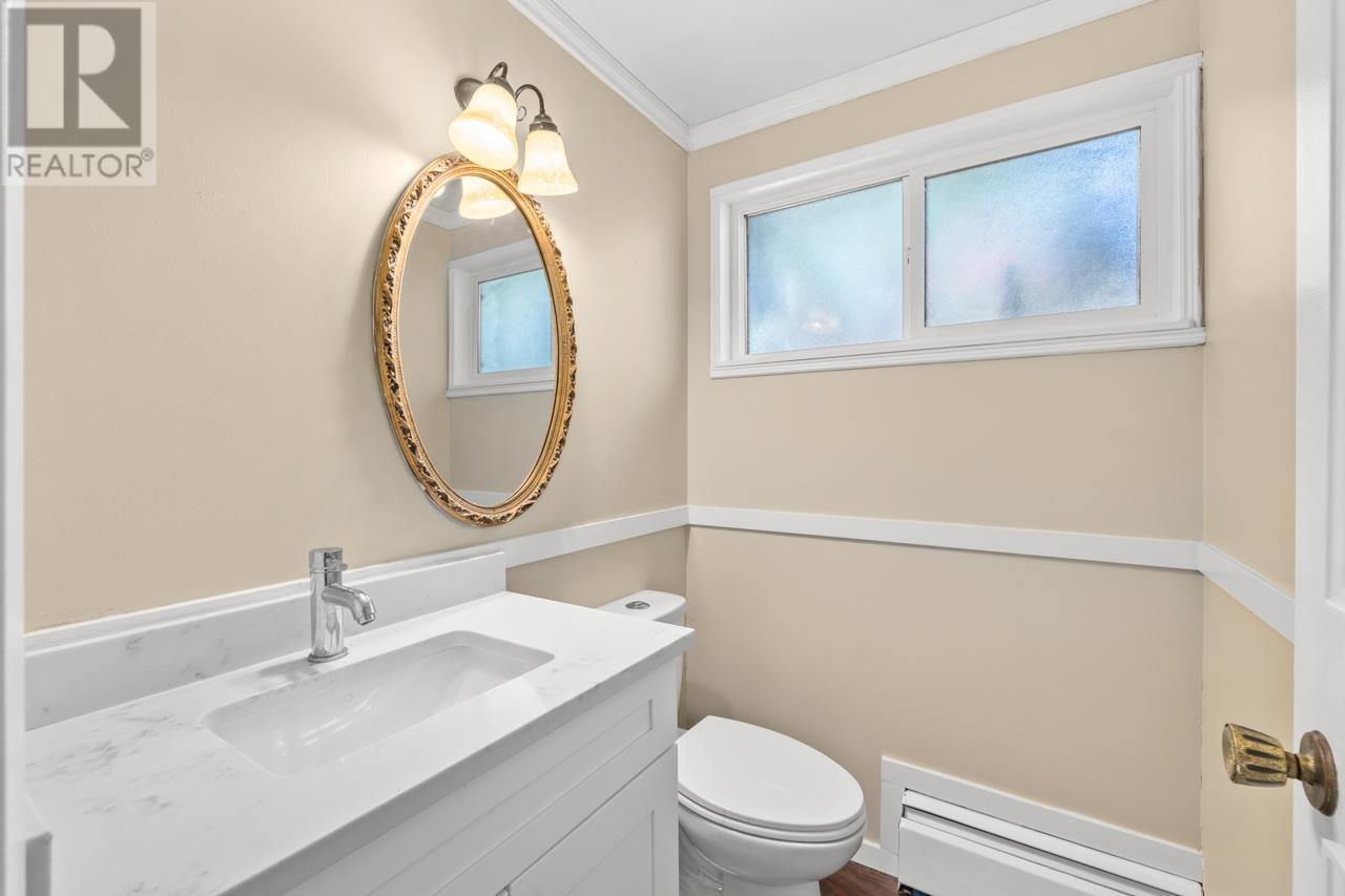 8861 Horne Street, Burnaby, British Columbia  V3N 4J8 - Photo 14 - R2984560
