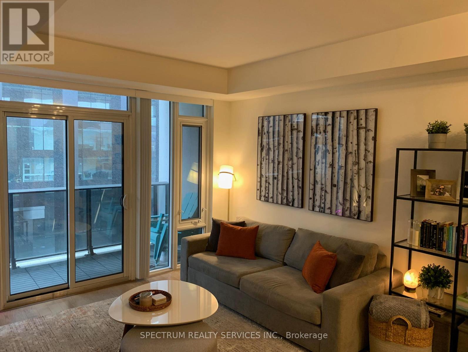 305 - 330 Richmond Street W, Toronto, Ontario  M5X 1X2 - Photo 1 - C12066984