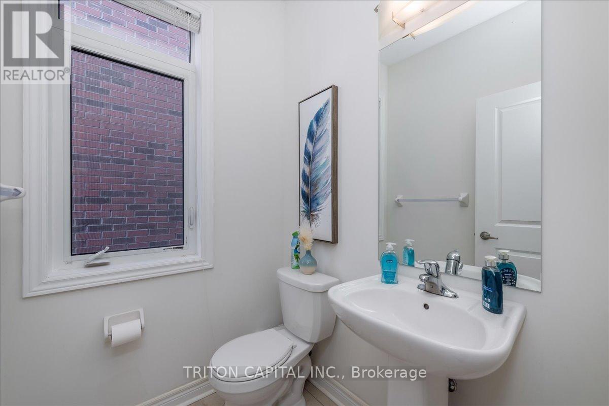 167 Inverness E Way, Bradford West Gwillimbury, Ontario  L3Z 2A6 - Photo 23 - N12066978