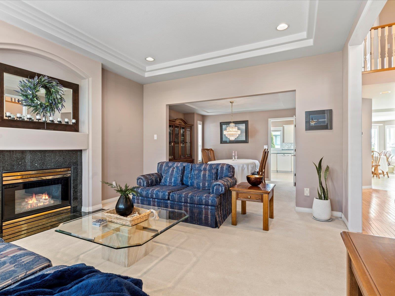 19071 63b Avenue, Surrey, British Columbia  V3S 8G5 - Photo 5 - R2986521