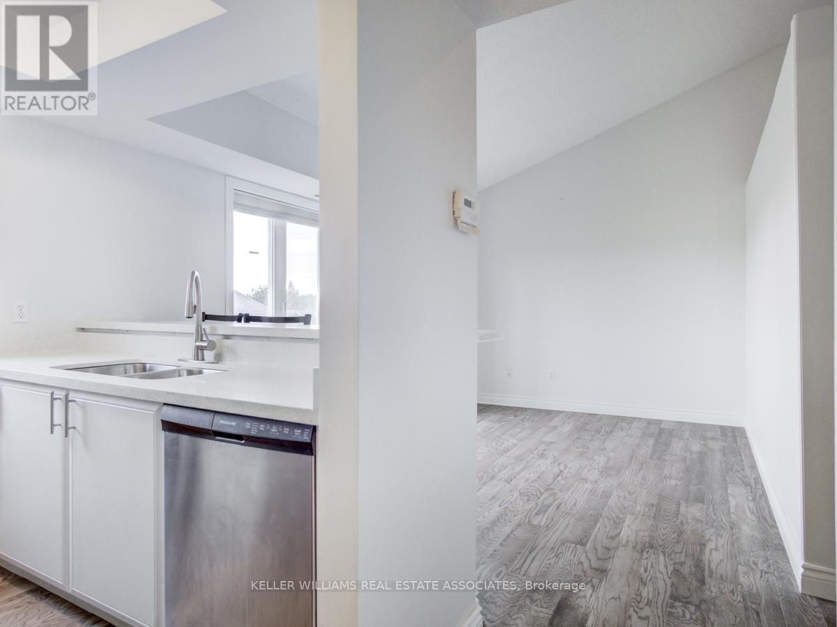 42 - 119 Bristol Road E, Mississauga, Ontario  L4Z 3P7 - Photo 10 - W12067094