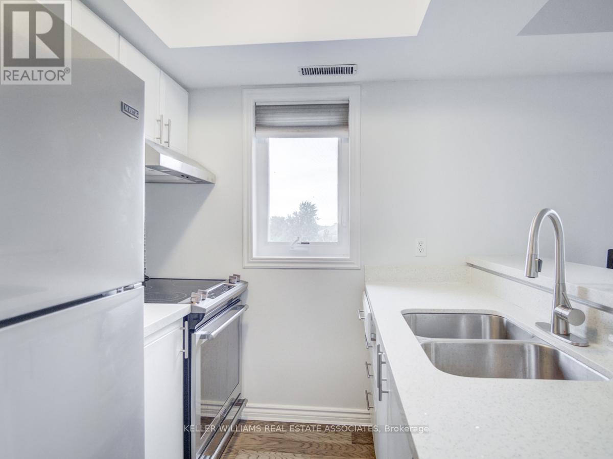 42 - 119 Bristol Road E, Mississauga, Ontario  L4Z 3P7 - Photo 6 - W12067094
